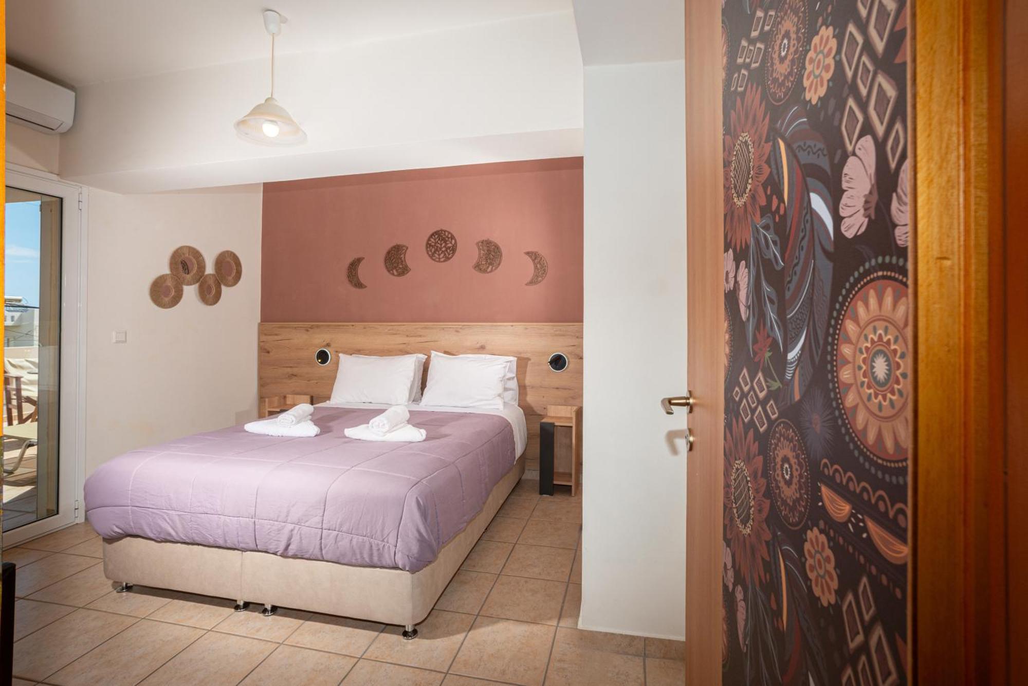 Mini Art Apartments Gerani  Екстериор снимка