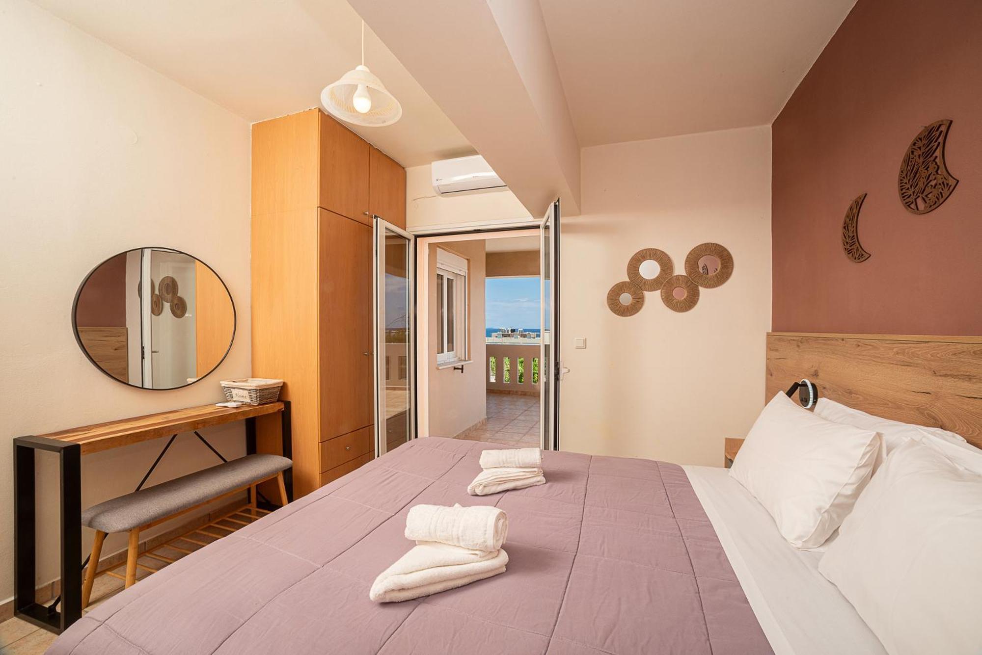 Mini Art Apartments Gerani  Екстериор снимка
