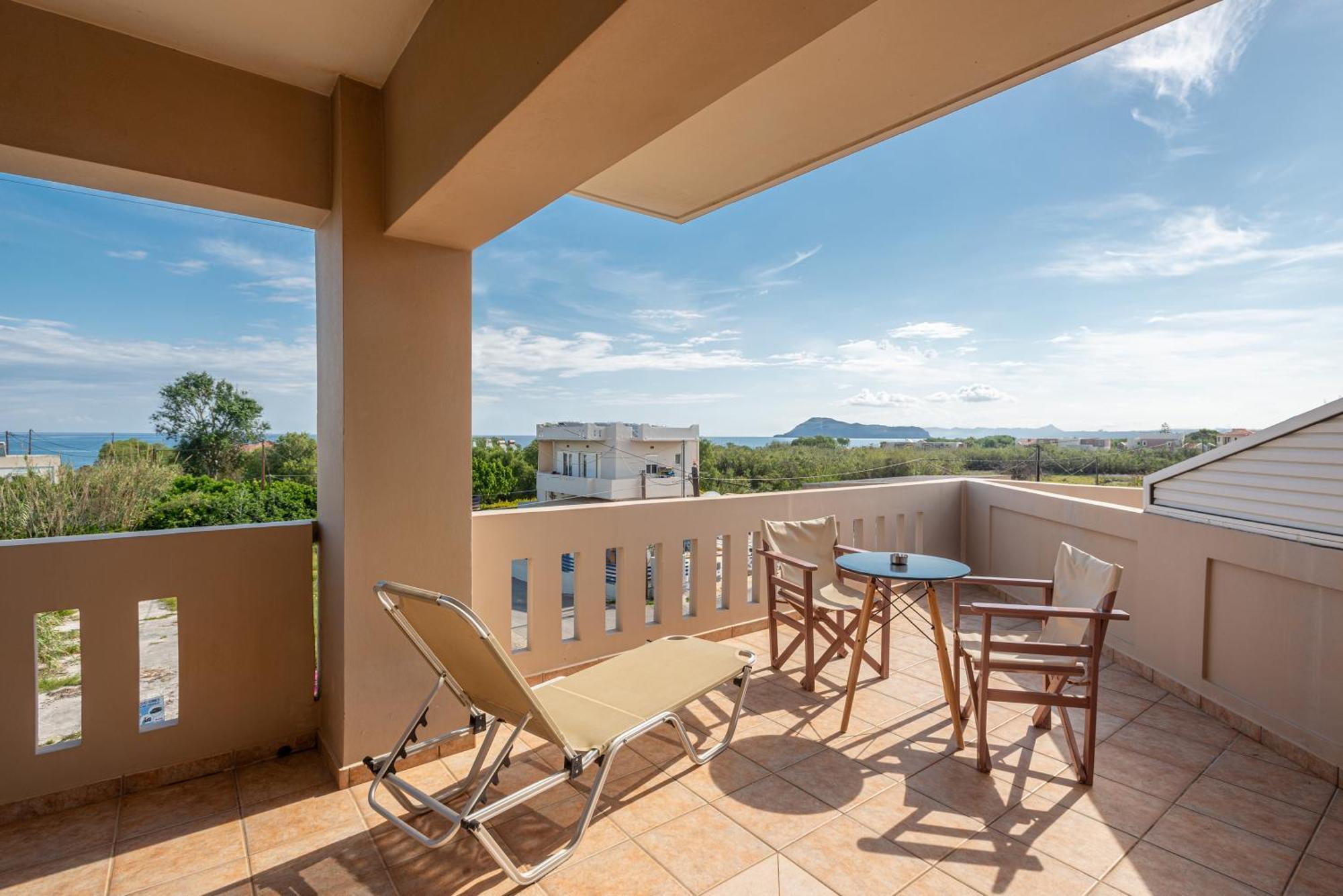 Mini Art Apartments Gerani  Екстериор снимка