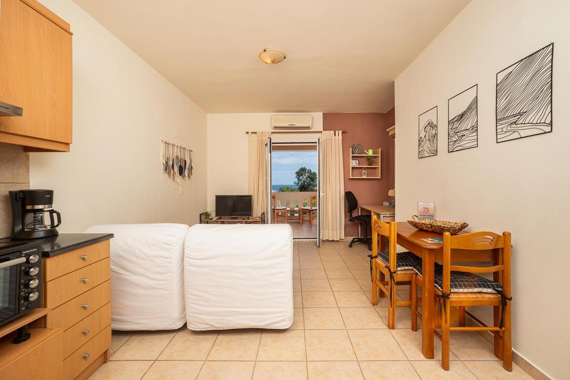 Mini Art Apartments Gerani  Екстериор снимка