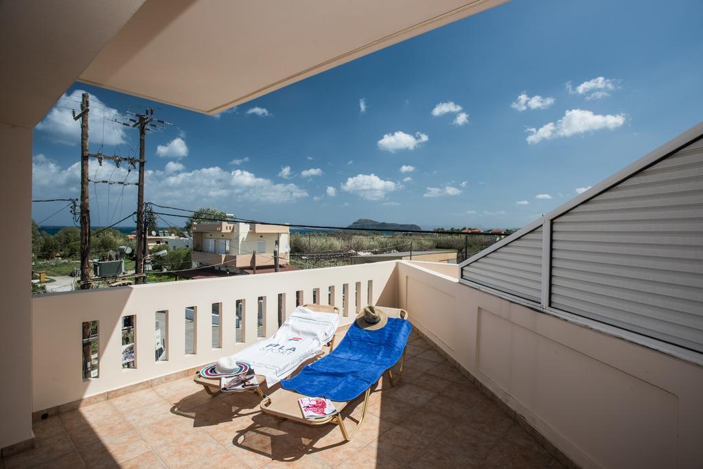 Mini Art Apartments Gerani  Екстериор снимка